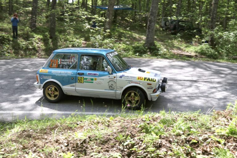 BEN SEI EQUIPAGGI AL VIA DEL TROFEO MAREMMA