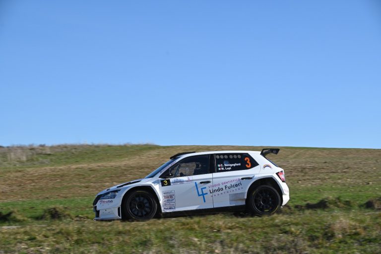 Buona la Prima per Dimensione Corse:  vittoria assoluta al Tuscany Rally con Carlo Alberto Senigagliesi