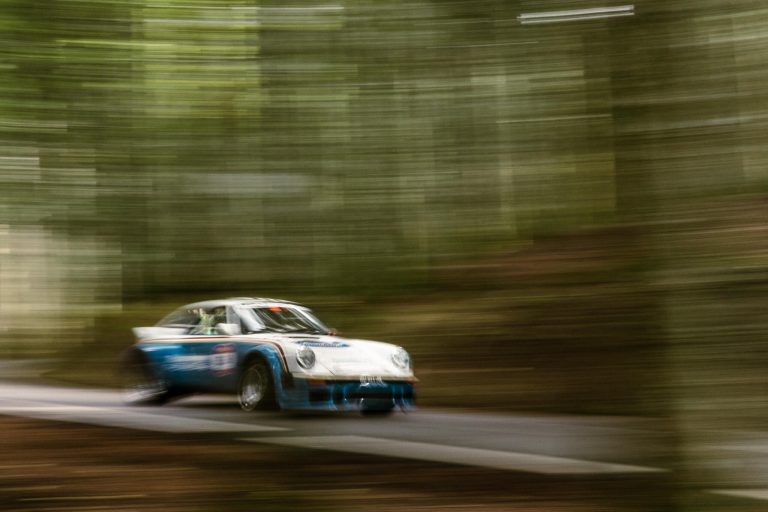 Modena Cento Ore, Rosenberger sempre al comando