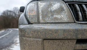 Fari sporchi (Depositphotos foto) - www.rally.it