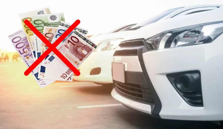 Parcheggio su strisce bianche (Depositphotos foto) - www.rally.it