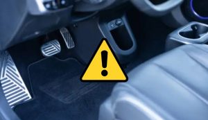 Interni di auto elettrica e pericoli (Depositphotos foto) - www.rally.it