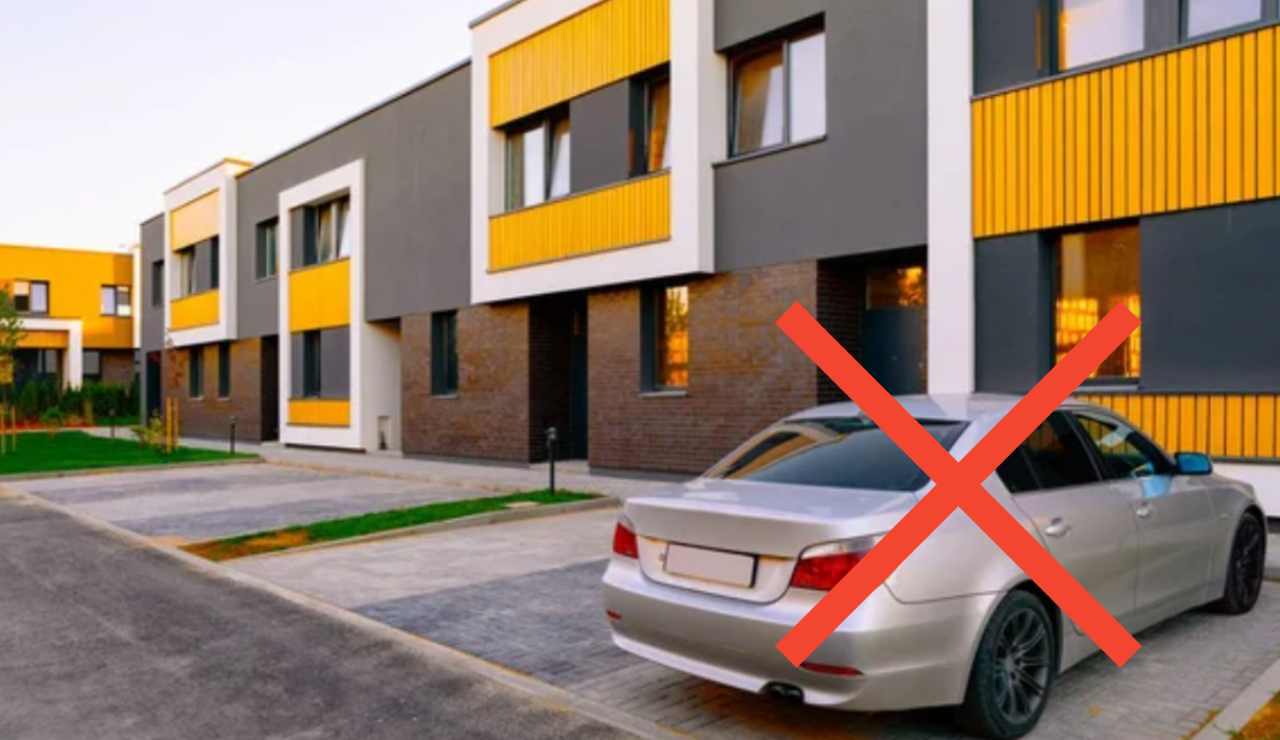 Parcheggio di fronte casa (Depositphotos foto) - www.rally.it