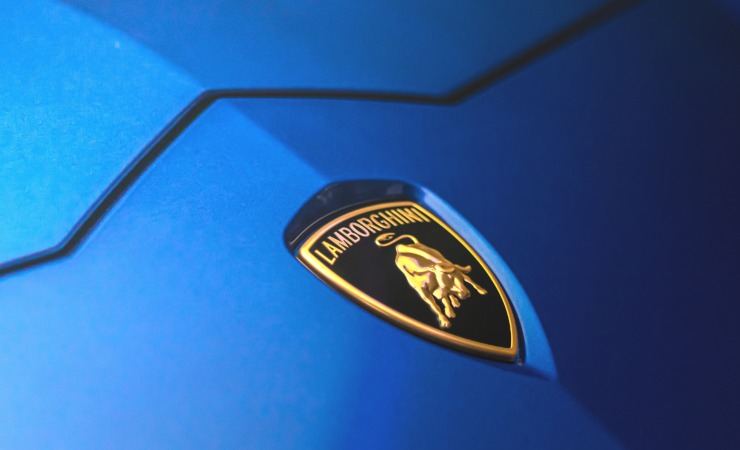 In vendita la Lamborghini da 4 milioni di euro | È la più potente sul mercato: 4.000 CV, la vogliono proprio tutti