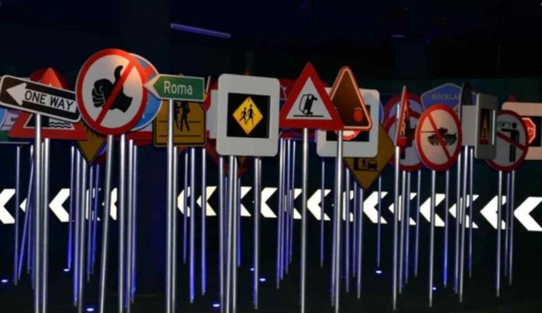 Segnali stradali (Depositphotos foto) - www.rally.it