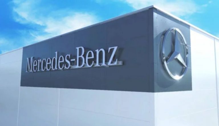 Stabilimento Mercedes (Depositphotos foto) - www.rally.it