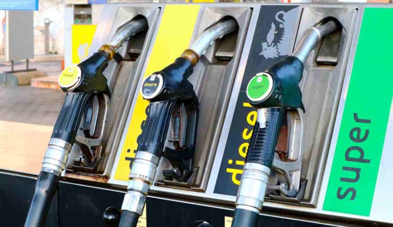 Gasolio benzina pompa