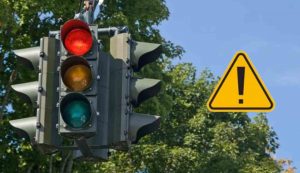 Semaforo rosso (Depositphotos foto) - www.rally.it