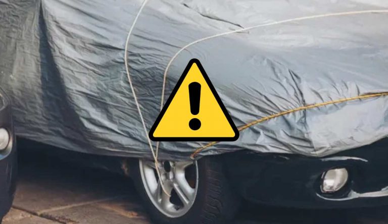 Auto coperta in garage (Depositphotos foto) - www.rally.it